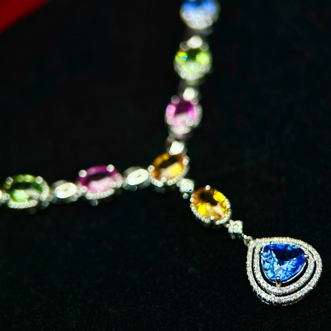 14k Gold 9.65 Ct Natural Sapphire & Diamond Necklace - 5