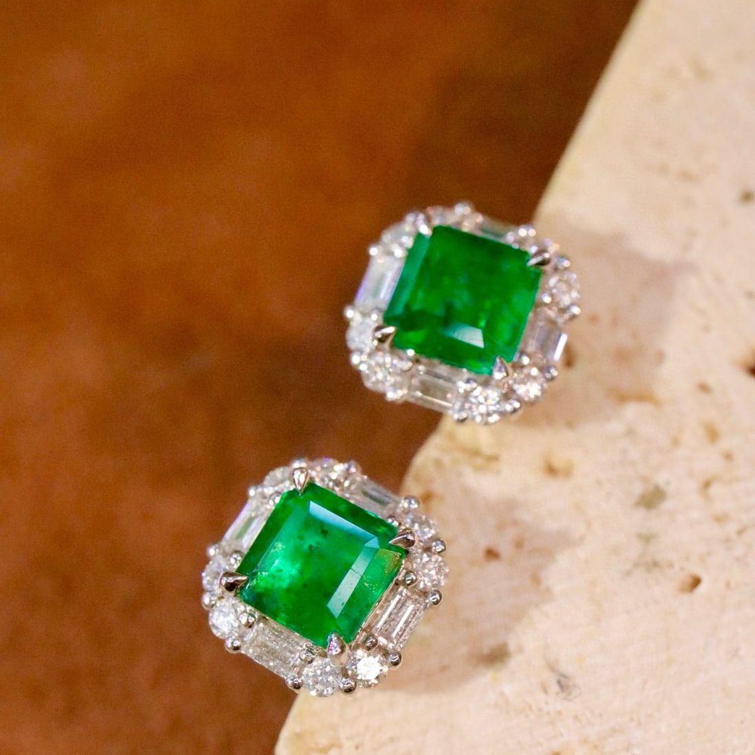 14k Gold 1.59 Ctw Vivid Green Natural Emerald & Diamond Earrings - 3