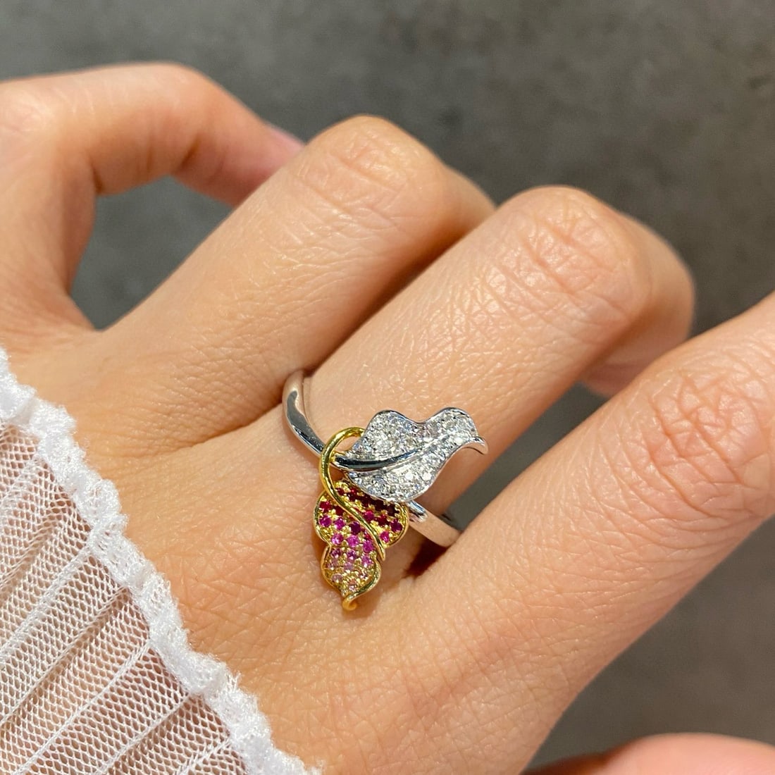 14k Gold 0.25 Ctw Natural Ruby & Diamond Ring - 3