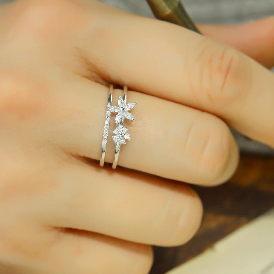 14k Gold 0.26 Ct Natural H Diamond Ring - 4