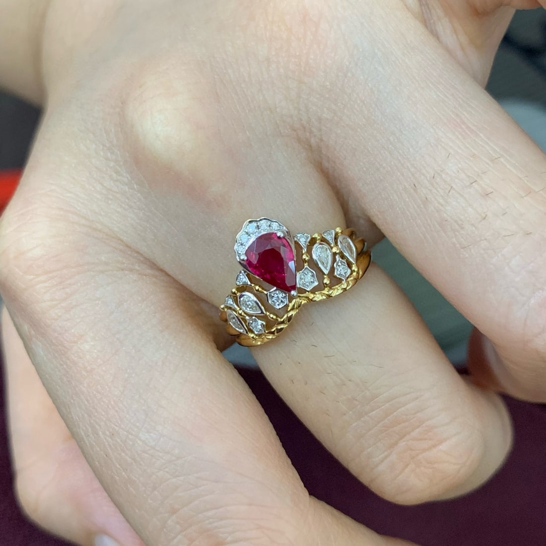 14k Gold 0.97 Ctw Natural Ruby & Diamond Ring - 5