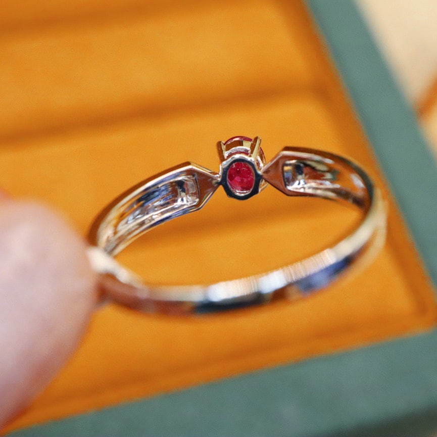 14k Gold 0.33 Ctw Natural Ruby & Diamond Ring - 4