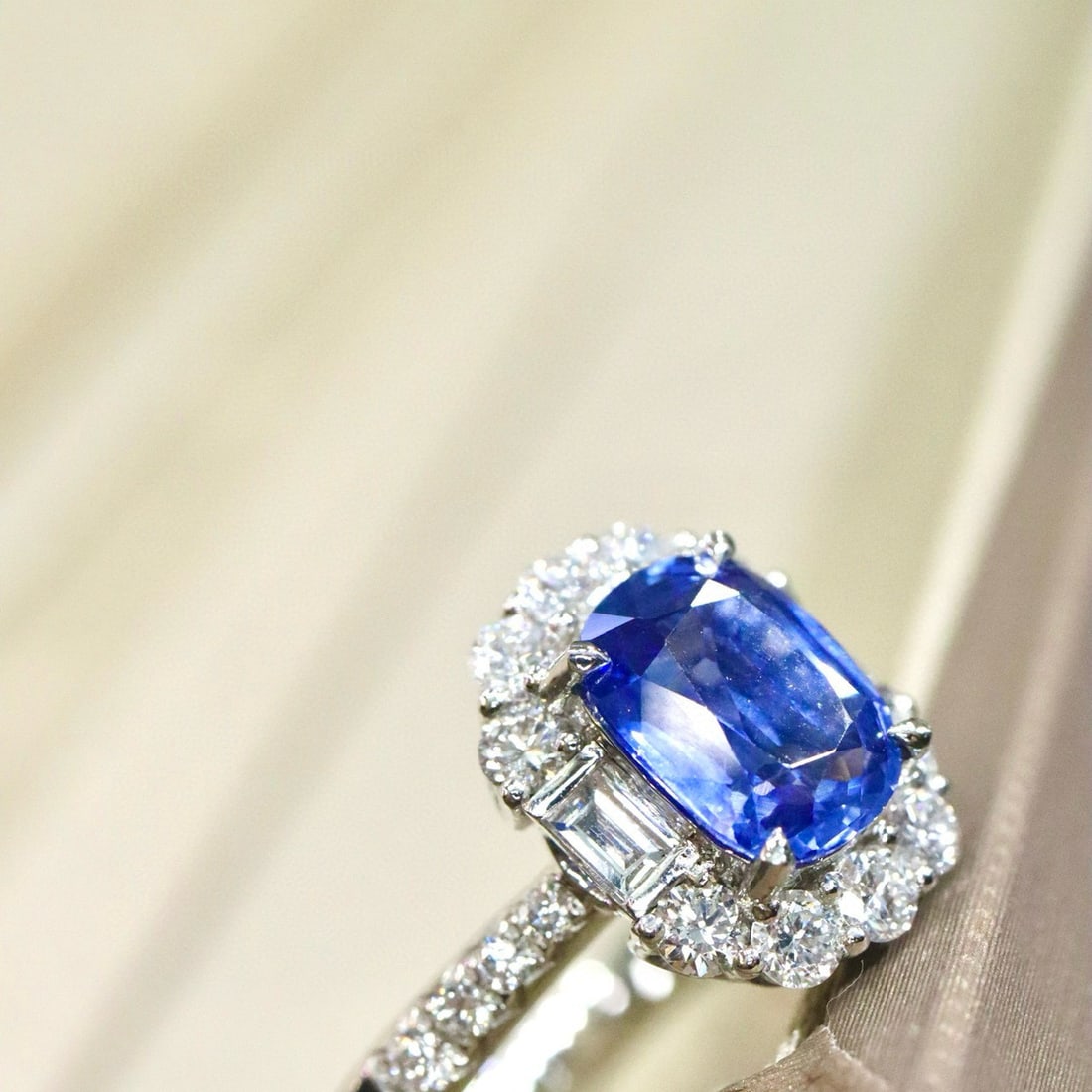 14k Gold 2.28 Ctw Natural Sapphire & Lab Grown Diamond Ring - 2