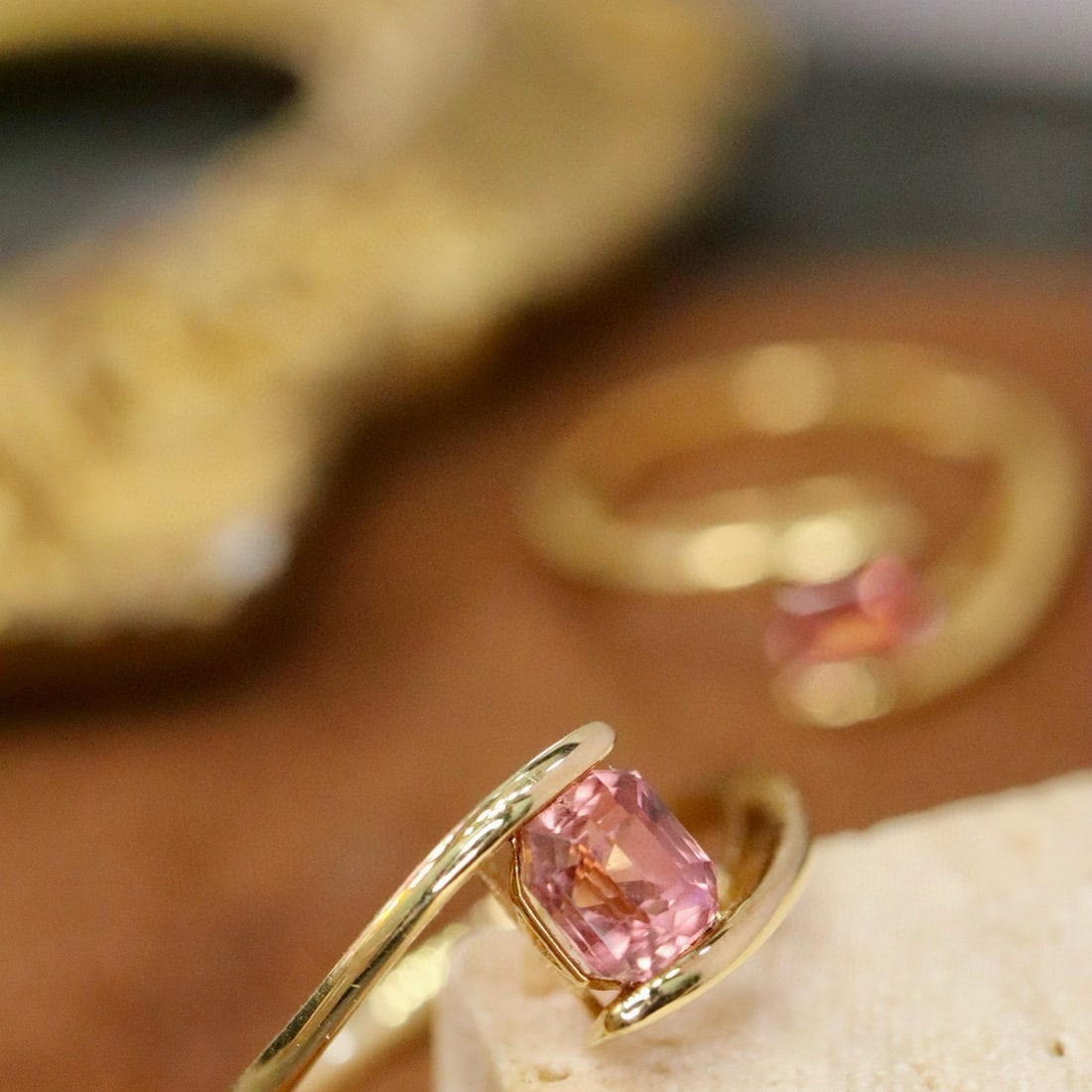 14k Gold 0.60 Ct Natural Tourmaline Ring - 2