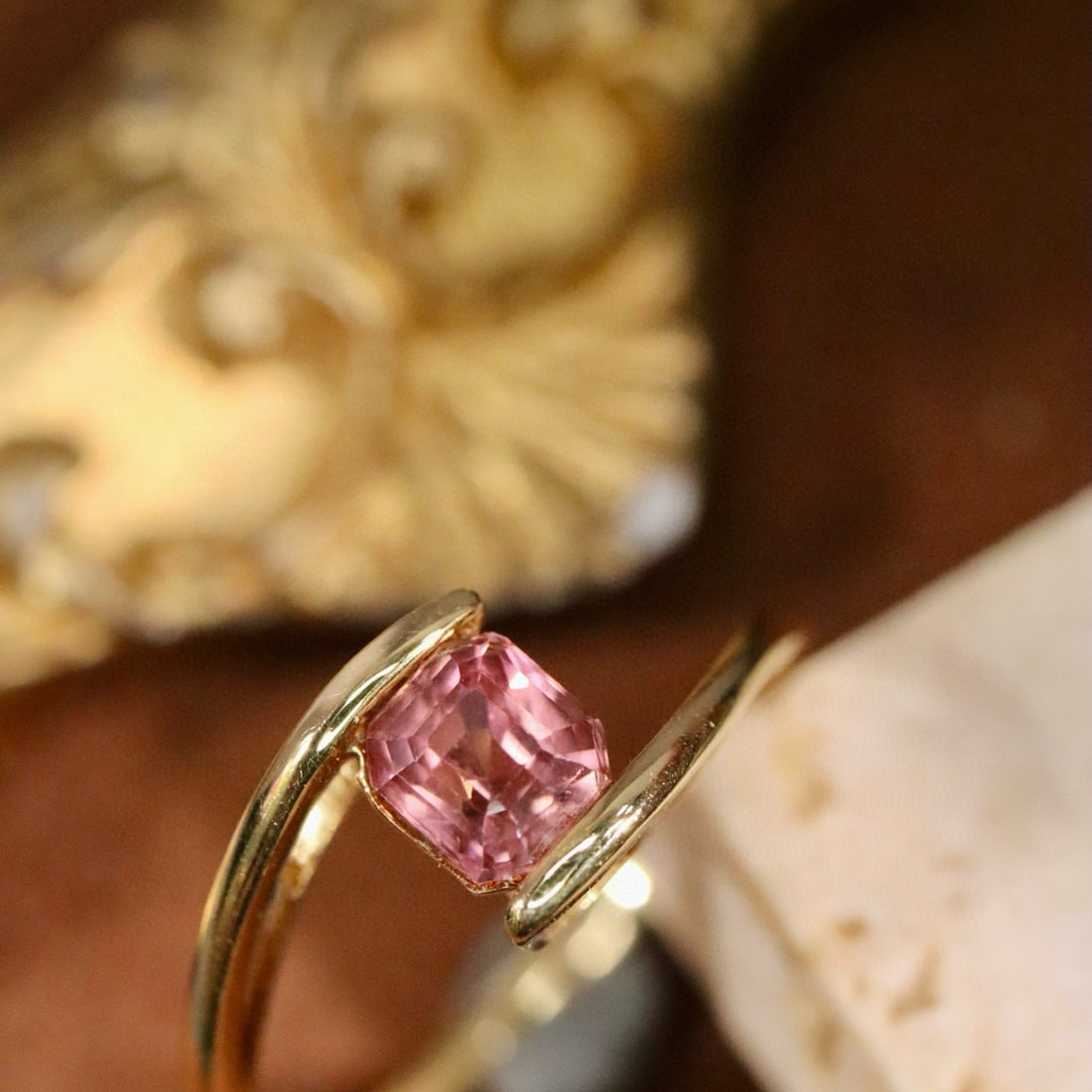 14k Gold 0.60 Ct Natural Tourmaline Ring - 4