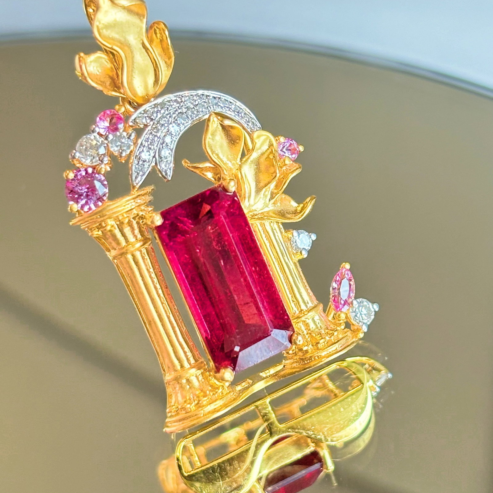 14k Gold 4.01 Ct Natural Tourmaline & Diamond & Sapphire Pendant( Without Chain ): Ref:230990250 // gold content:14k gold // main gemstone:tourmaline // shape:octagonal // carat weight:4. 01ct // color:red // treatment:natural // // adjacent gemstone 2 : diamond // shape:round //