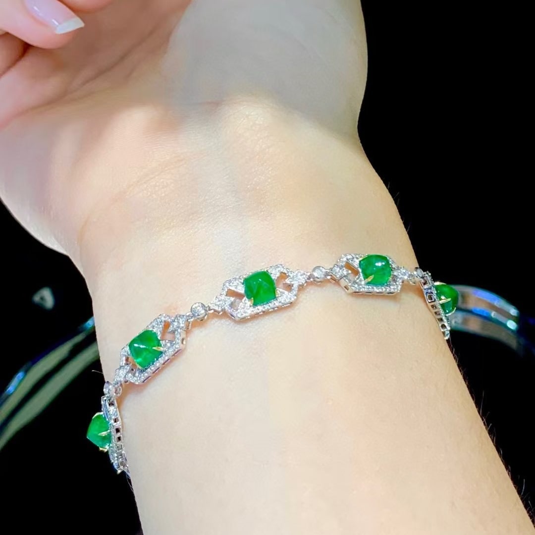 14k Gold 5.6 Ct Vivid Green Natural Emerald & Diamond Bracelet - 5