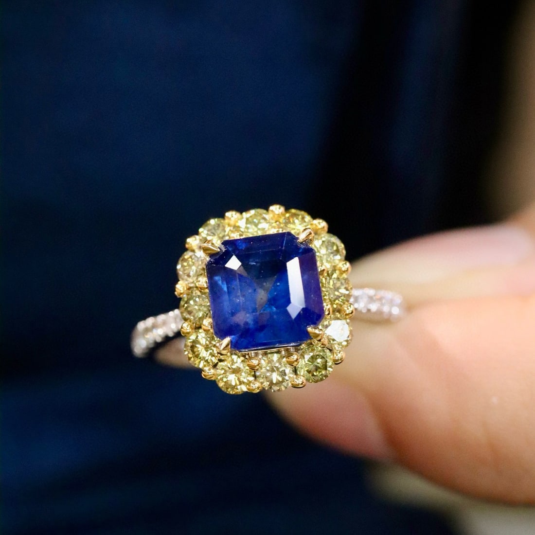 14k Gold 3.59 Ctw Natural Sapphire & Diamond Ring - 2