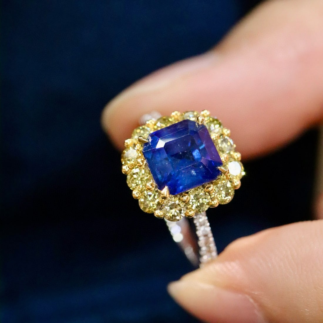 14k Gold 3.59 Ctw Natural Sapphire & Diamond Ring - 3