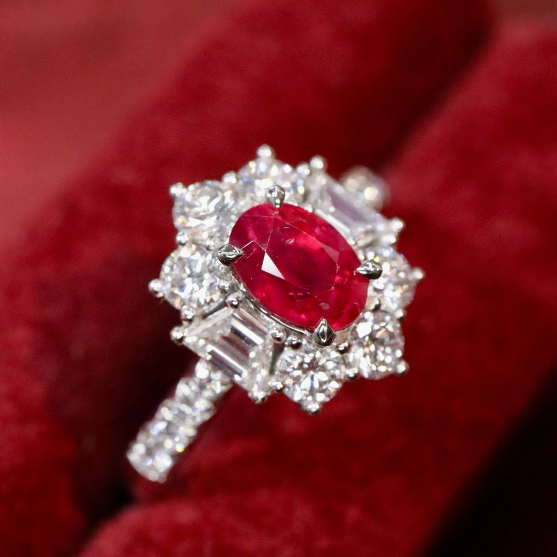 14k Gold 2.36 Ctw Natural Ruby & Lab Grown Diamond Ring: Ref:230990301 // gold content:14k gold // ring size:7. 25us // // main gemstone:ruby // shape:oval // carat weight:1. 11ct // color:red // treatment:natural // // adjacent gemstone 2 : lab grown
