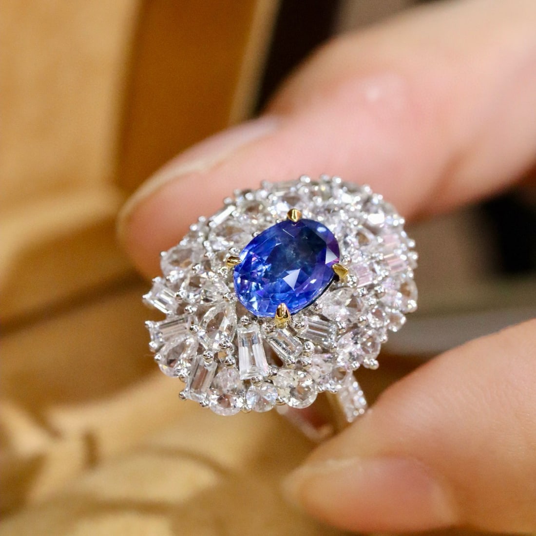 14k Gold 1.80 Ctw Natural Sapphire & Diamond Ring - 4