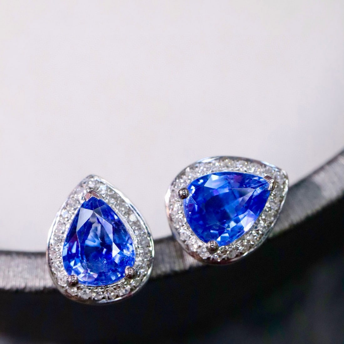 14k Gold 2.11 Ctw Natural Sapphire & Diamond Earrings - 2