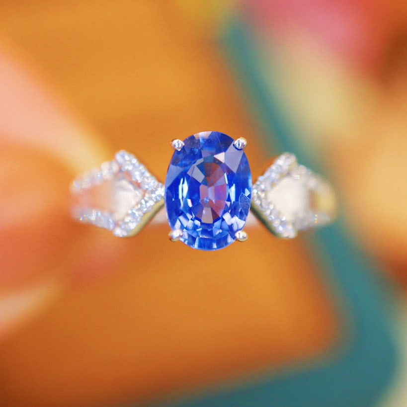 14k Gold 1.25 Ctw Natural Sapphire & Diamond Ring: Ref:230990312 // gold content:14k gold // ring size:7. 25us // // main gemstone:sapphire // shape:oval // carat weight:1. 15ct // color:blue // treatment:natural // // adjacent gemstone 2 : diamond