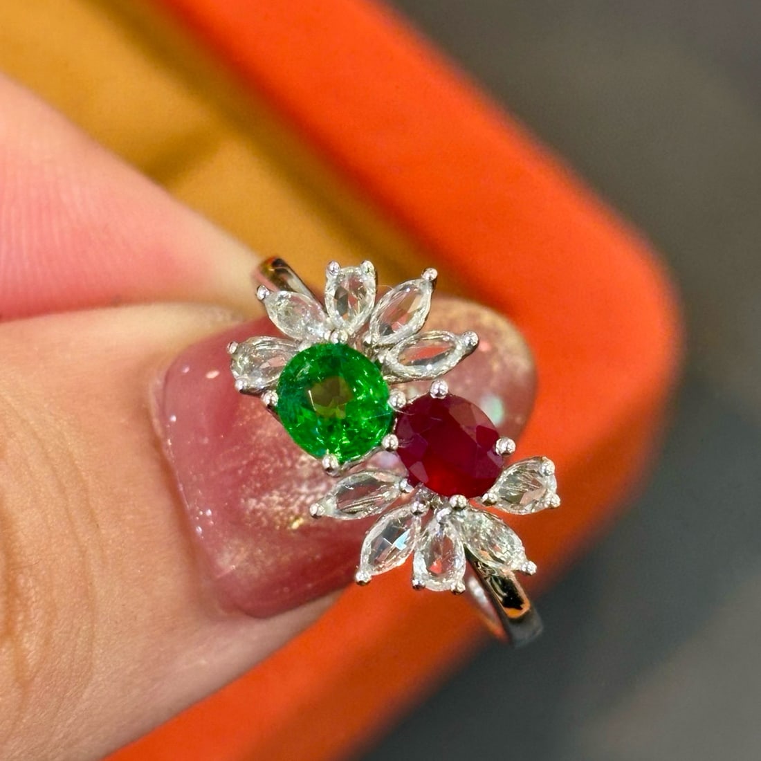 14k Gold 0.58 Ct Natural Ruby & Sapphire Ring - 5