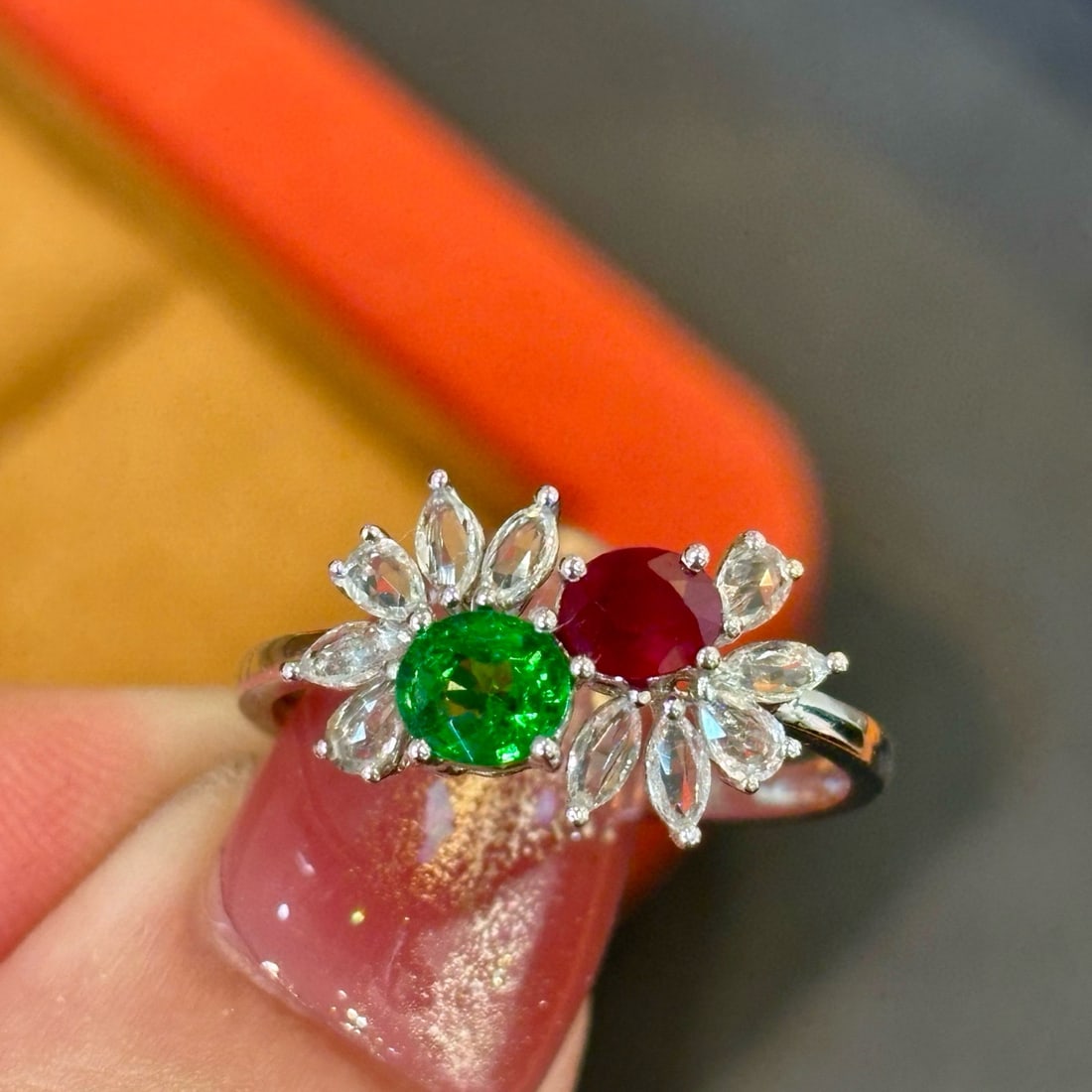 14k Gold 0.58 Ct Natural Ruby & Sapphire Ring - 6