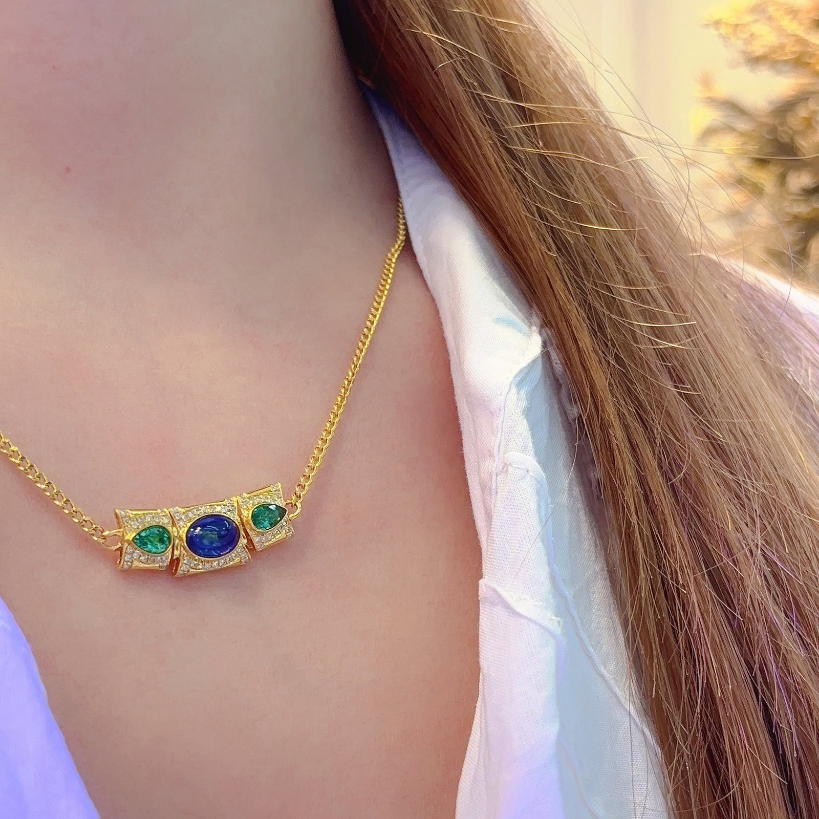 14k Gold 1.5 Ctw Natural Sapphire & Emerald Necklace - 2