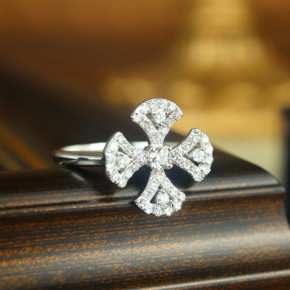 14k Gold 0.45 Ct Natural H Diamond Ring: Ref:230990330 // gold content:14k gold // ring size:7. 25us // // main gemstone:diamond // shape:round // carat weight:0. 45ct // clarity grade:vs-si // color:h // treatment:natural // cut grade:g //