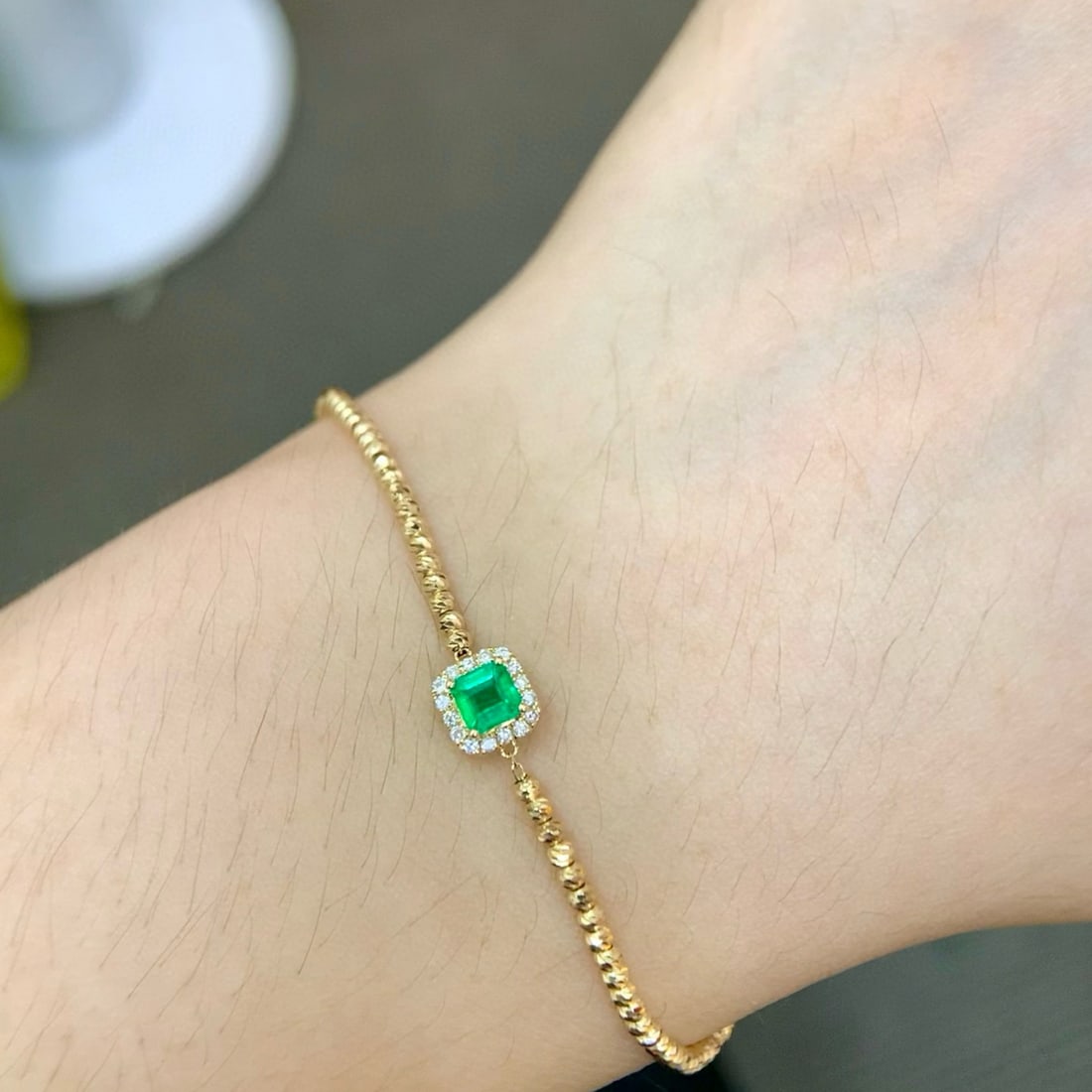 14k Gold 0.42 Ctw Vivid Green Natural Emerald & Diamond Bracelet - 2