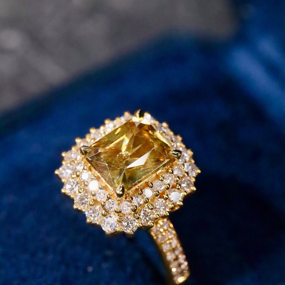 14k Gold 3.16 Ctw Natural Sapphire & Diamond Ring - 3