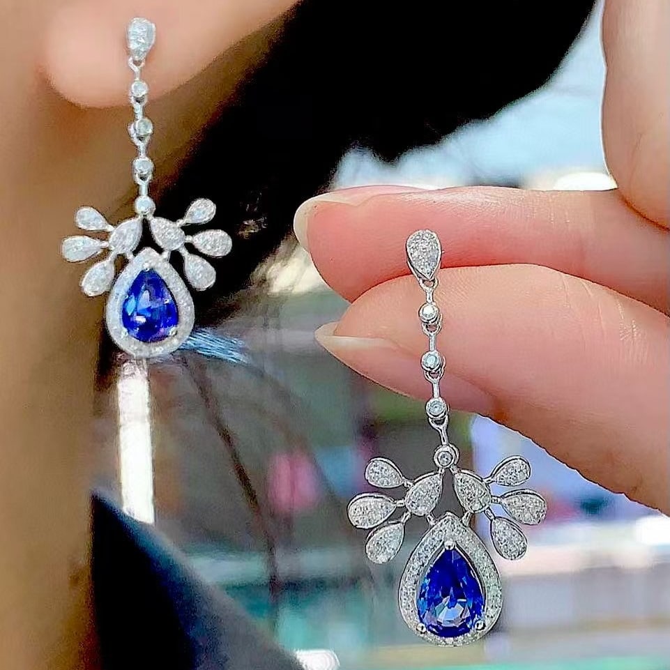 14k Gold 1.75 Ct Natural Sapphire & Diamond Earrings - 4