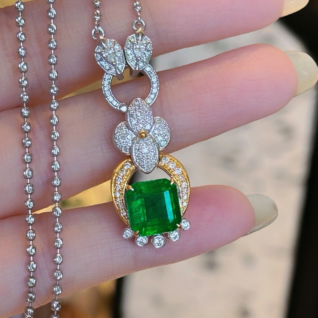 14k Gold 2.85 Ct Vivid Green Natural Emerald & Diamond Pendant( Without Chain ) - 2
