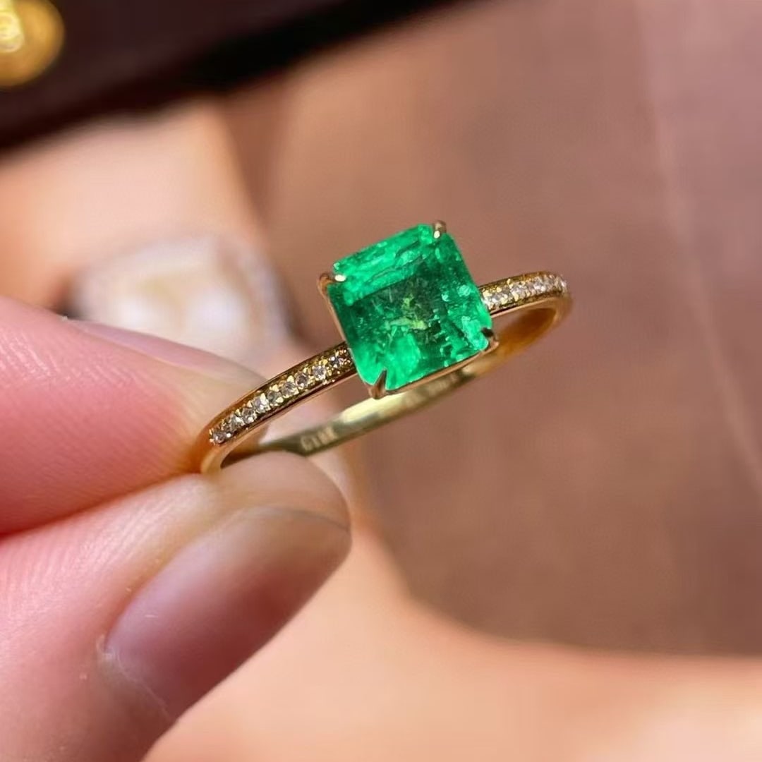 14k Gold 1.5 Ct Vivid Green Natural Emerald & Diamond & Emerald Ring - 8