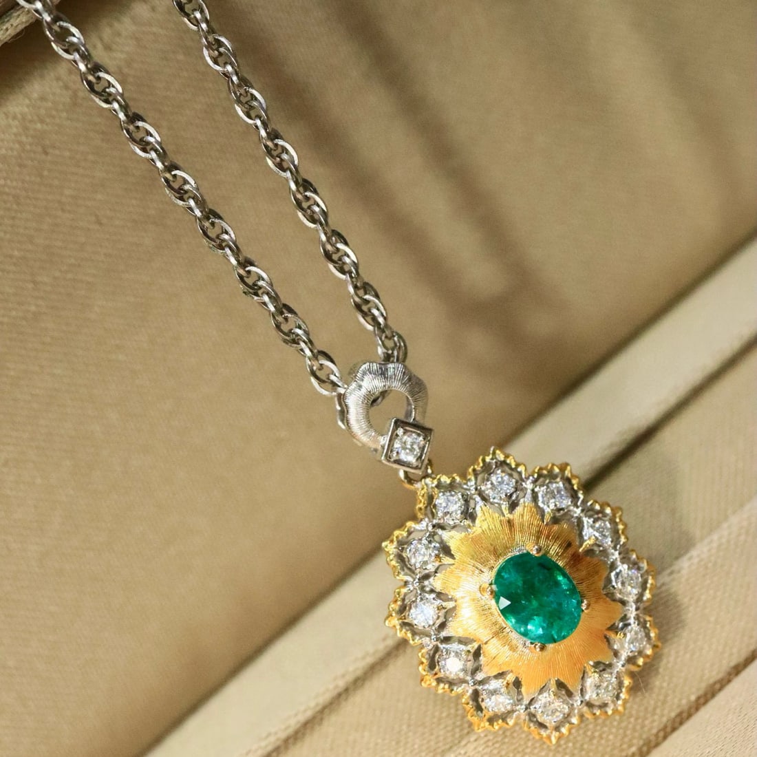 14k Gold 0.77 Ctw Vivid Green Natural Emerald & Diamond Pendant( Without Chain ) - 2