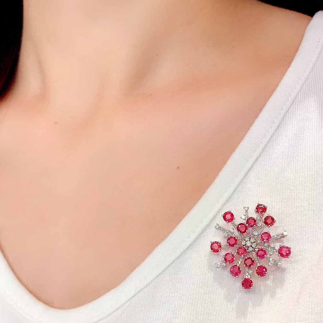 14k Gold 4 Ct Natural Ruby & Diamond Brooch/pendant( Without Chain ) - 4