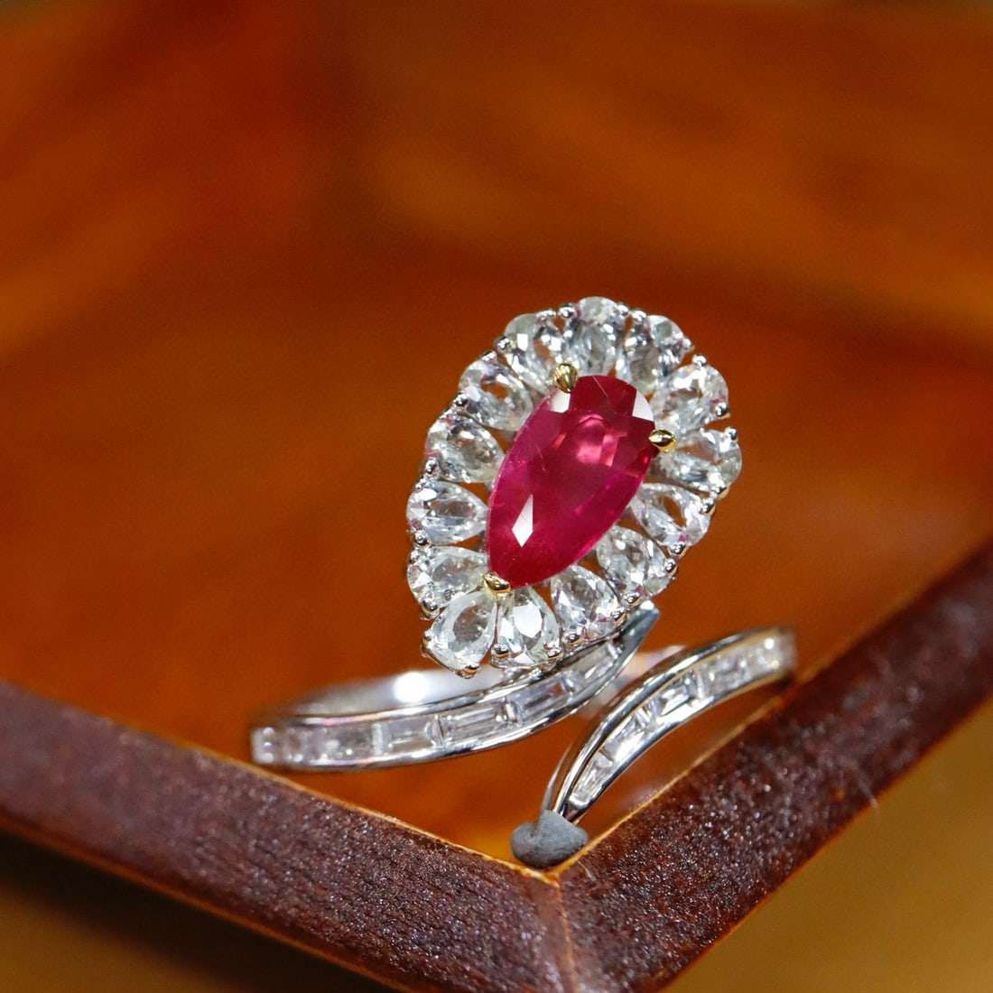 14k Gold 1.03 Ctw Natural Ruby & Diamond Ring - 6