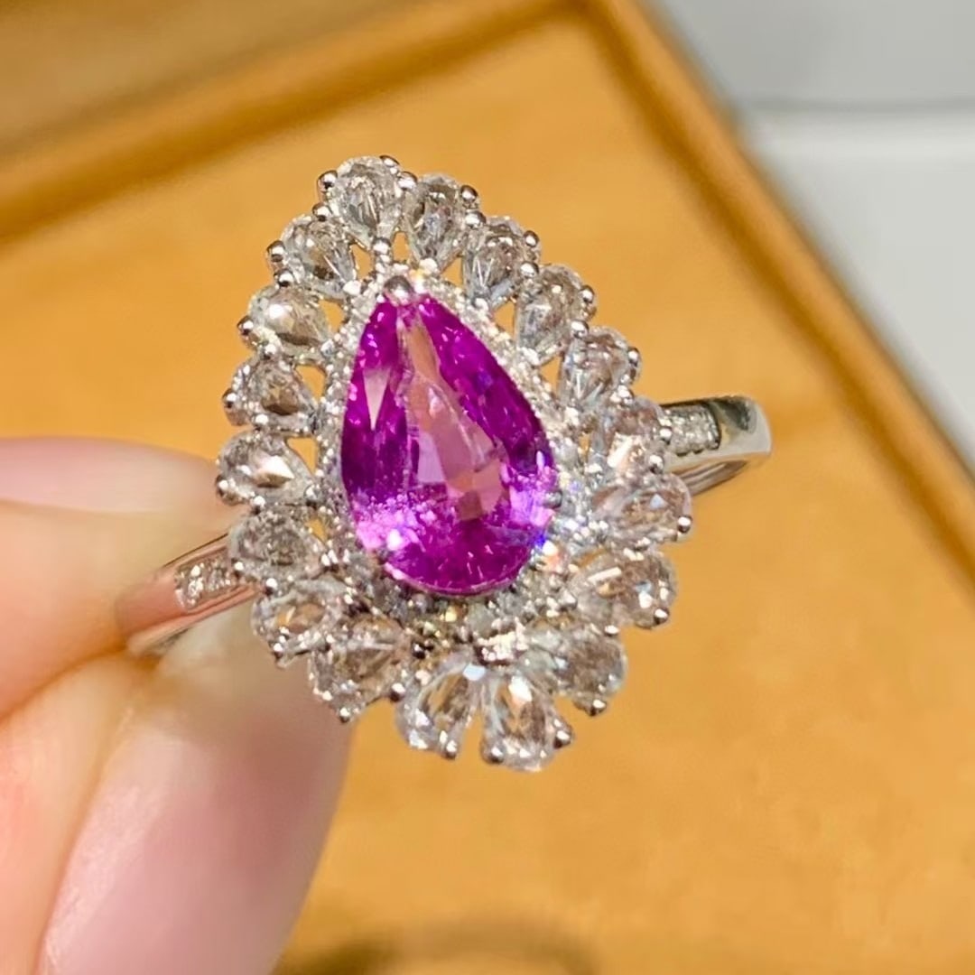 14k Gold 1.01 Ct Natural Sapphire & Diamond & Sapphire Ring: Ref:230990369 // gold content:14k gold // ring size:7. 25us // // main gemstone:sapphire // shape:pear // carat weight:1. 01ct // color:purple // treatment:natural // // adjacent gemstone 2 : diamond