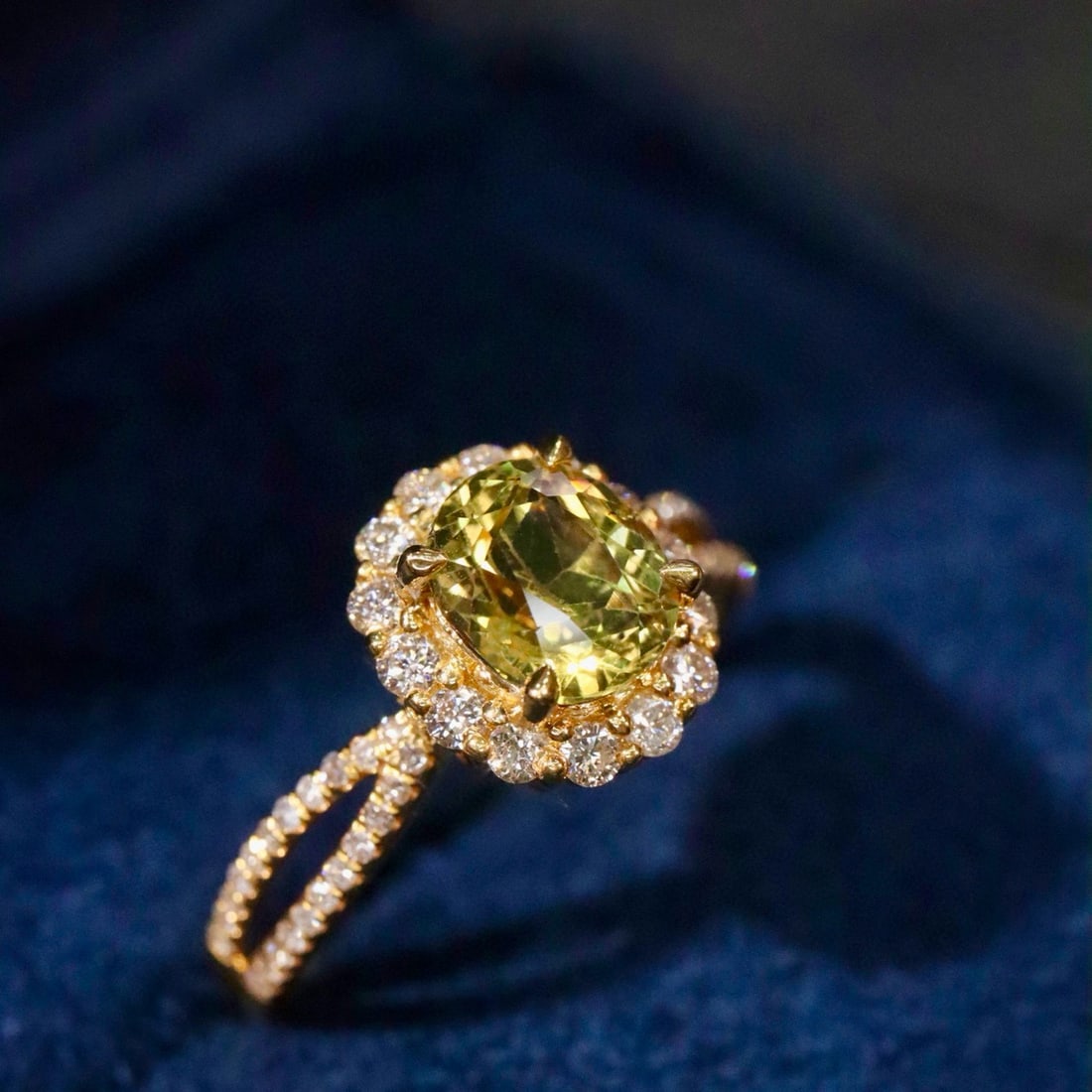 14k Gold 2.05 Ctw Natural Sapphire & Diamond Ring - 2