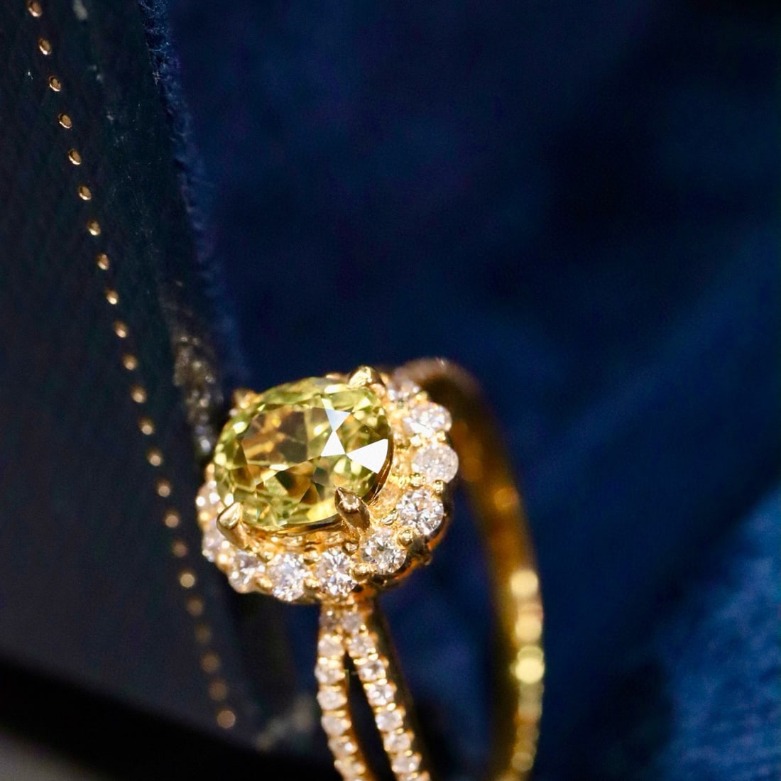 14k Gold 2.05 Ctw Natural Sapphire & Diamond Ring - 4