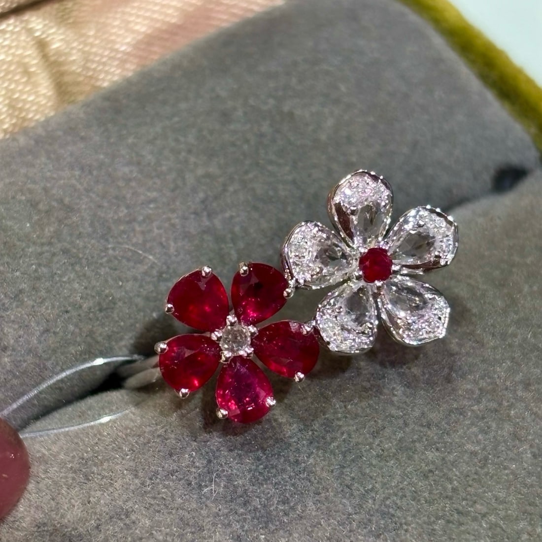 14k Gold 1.1 Ct Natural Ruby & Sapphire & Diamond Ring - 4