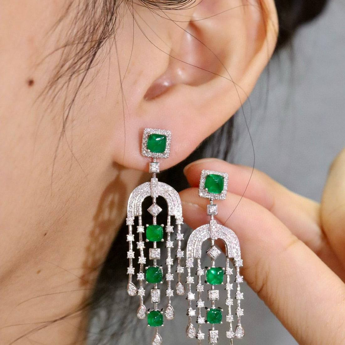 14k Gold 3.70 Ctw Vivid Green Natural Emerald & Diamond Earrings - 4