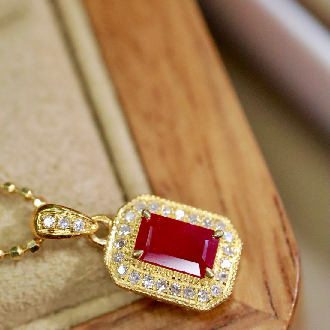 14k Gold 0.51 Ctw Vivid Red Natural Ruby & Diamond Pendant( Without Chain ) - 4