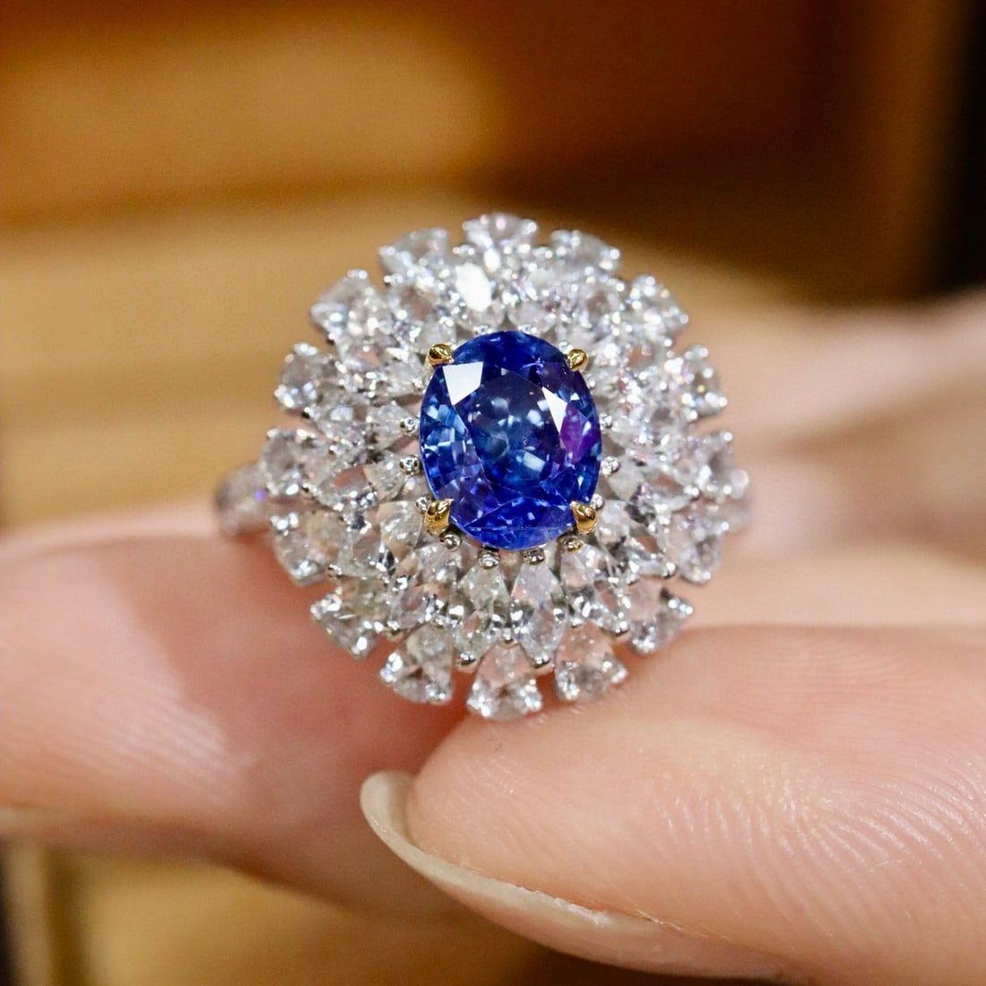 14k Gold 1.34 Ctw Natural Sapphire & Diamond Ring: Ref:230990404 // gold content:14k gold // ring size:7. 25us // // main gemstone:sapphire // shape:oval // carat weight:1. 25ct // color:blue // treatment:natural // // adjacent gemstone 2 : diamond