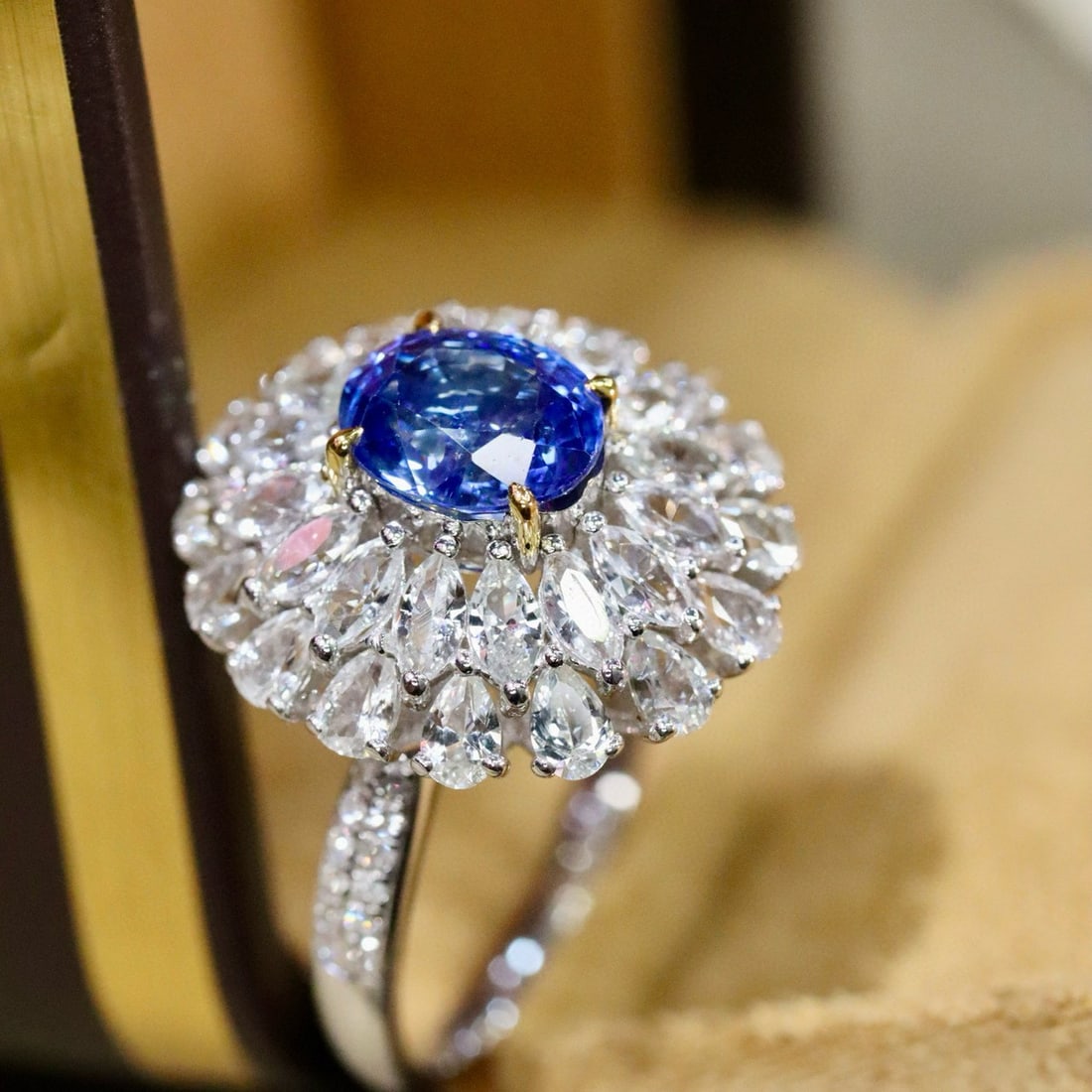 14k Gold 1.34 Ctw Natural Sapphire & Diamond Ring - 3