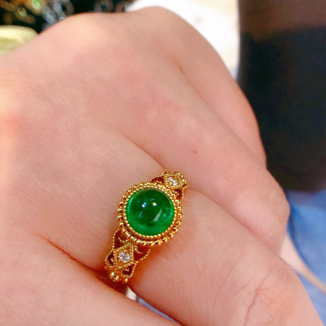 14k Gold 1.15 Ct Vivid Green Natural Emerald & Diamond Ring - 2
