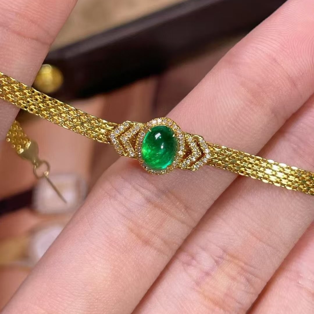 14k Gold 0.9 Ct Vivid Green Natural Emerald & Diamond Bracelet - 2