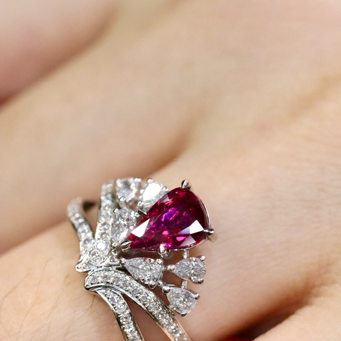 14k Gold 1.18 Ctw Natural Ruby & Diamond Ring - 4