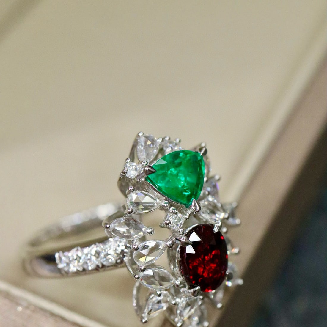 14k Gold 1.62 Ctw Natural Ruby & Emerald & Toi Et Moi Ring - 2
