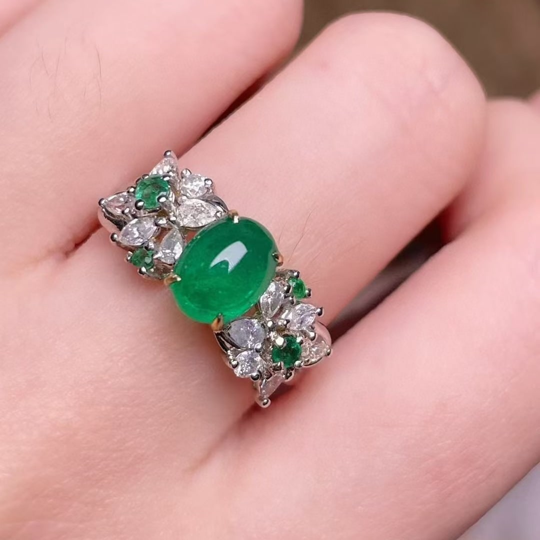 14k Gold 1.87 Ctw Vivid Green Natural Emerald & Diamond Ring - 3