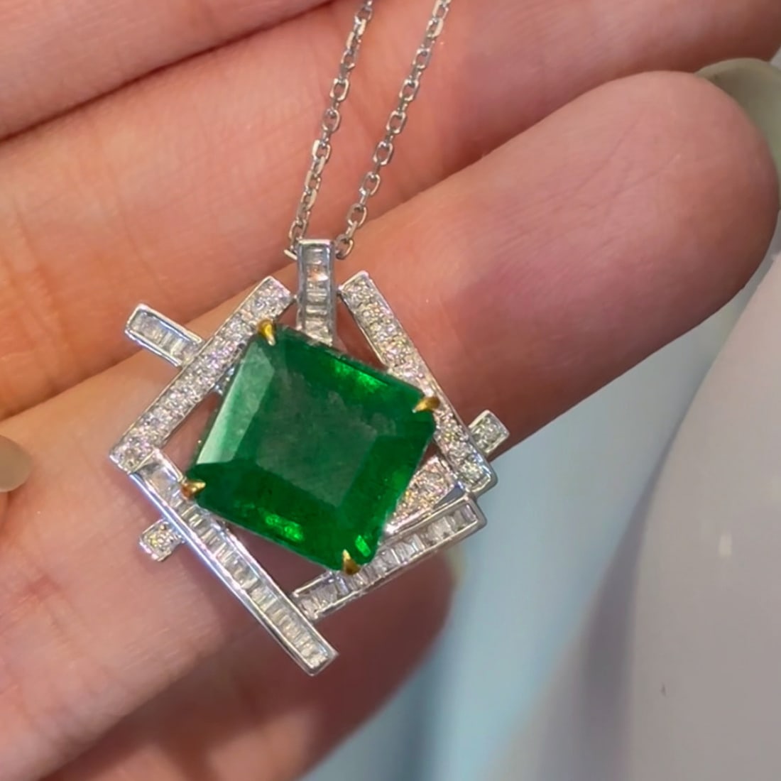 14k Gold 4.35 Ct Vivid Green Natural Emerald & Diamond Pendant( Without Chain ) - 2