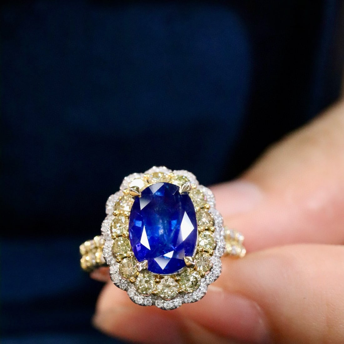 14k Gold 4.01 Ctw Natural Sapphire & Diamond Ring: Ref:230990443 // gold content:14k gold // ring size:7. 25us // // main gemstone:sapphire // shape:oval // carat weight:3. 11ct // color:blue // treatment:natural // // adjacent gemstone 2 : diamond //