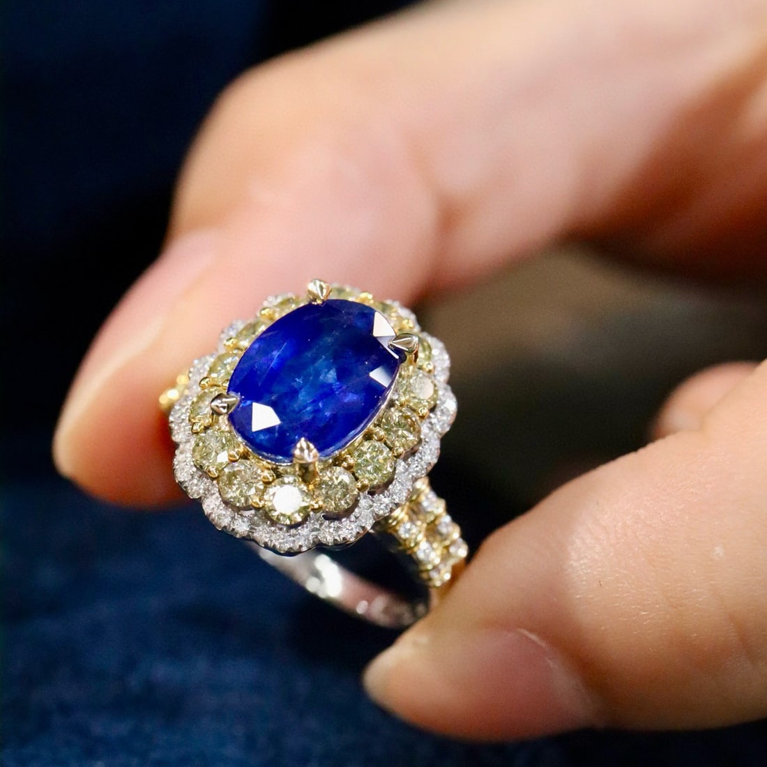 14k Gold 4.01 Ctw Natural Sapphire & Diamond Ring - 2