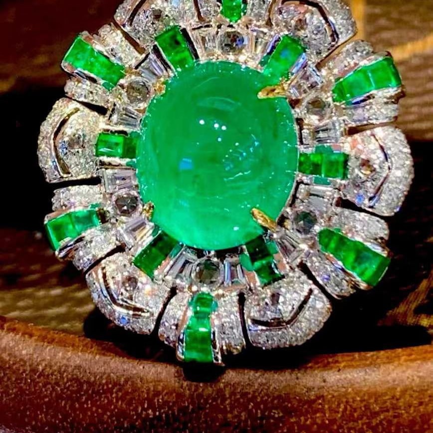 14k Gold 8.05 Ct Natural Emerald & Diamond Ring - 8