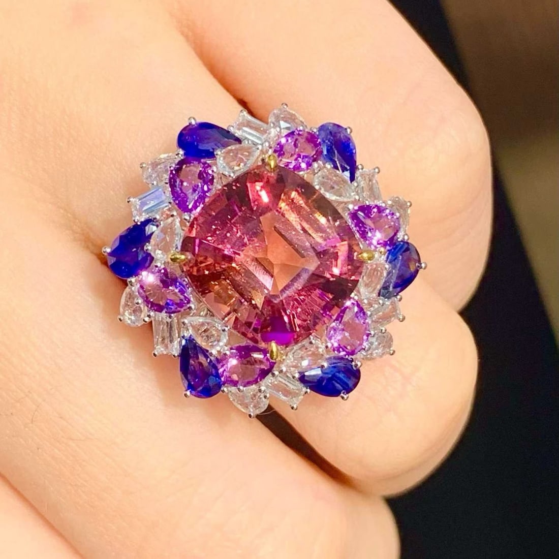 14k Gold 5.72 Ct Natural Tourmaline & Diamond & Sapphire Ring - 2
