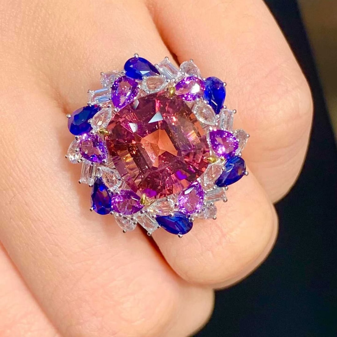14k Gold 5.72 Ct Natural Tourmaline & Diamond & Sapphire Ring - 3