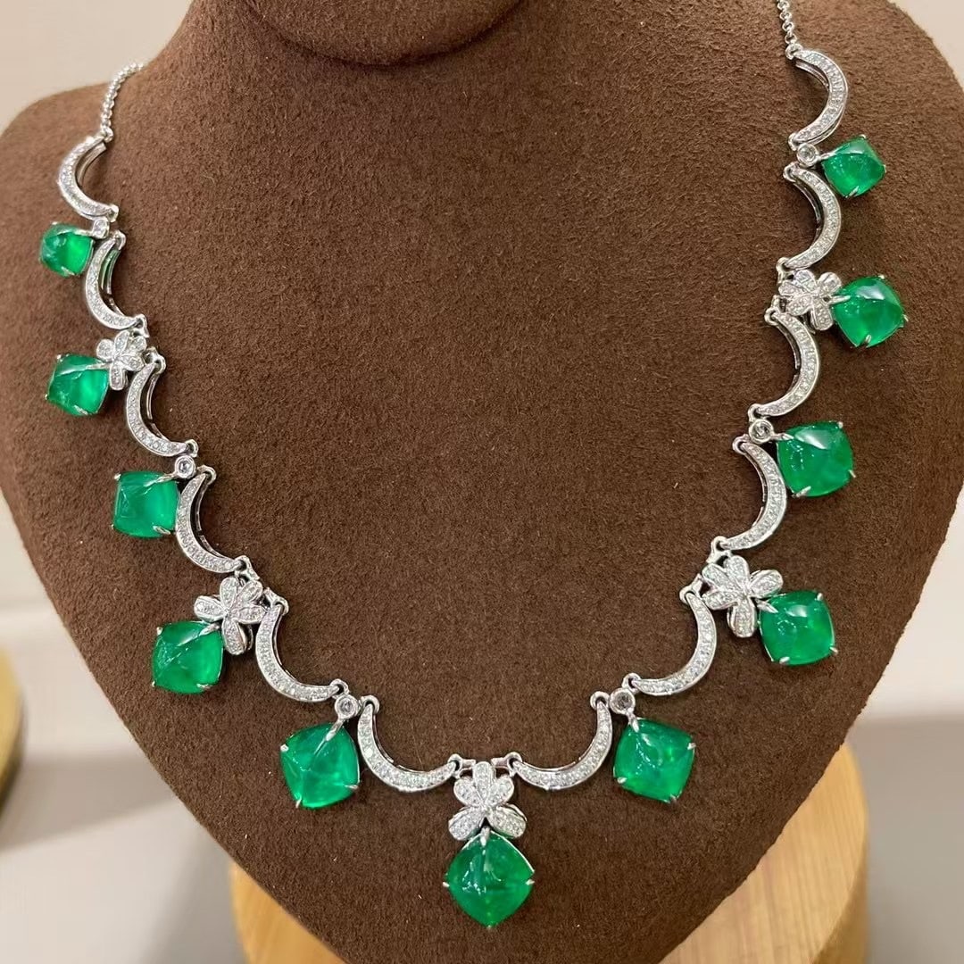 14k Gold 10.57 Ct Natural Emerald & Diamond & Sapphire Necklace - 3