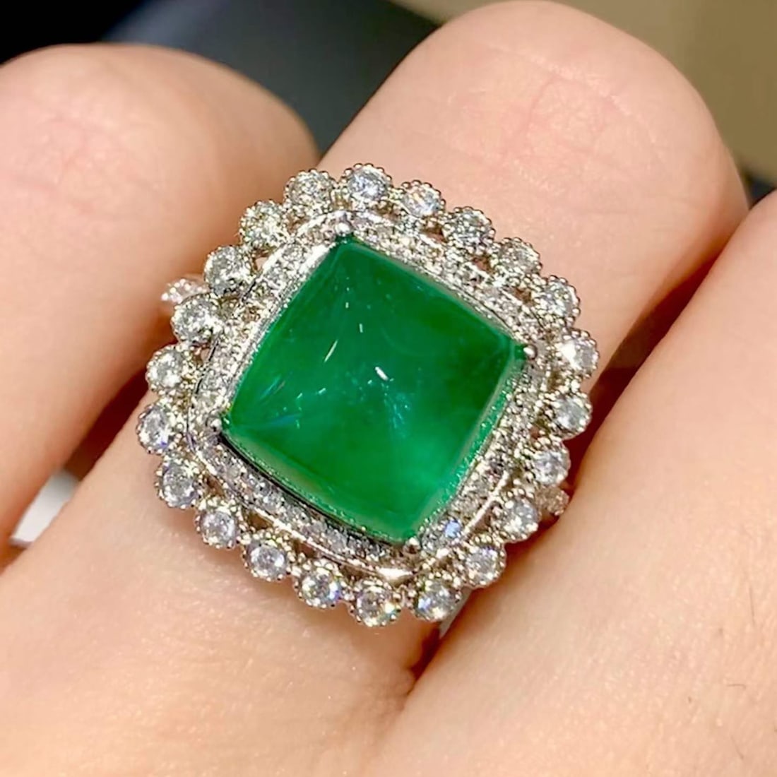 14k Gold 5.38 Ct Natural Emerald & Diamond Ring - 5
